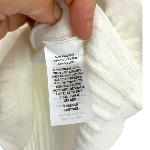 Halogen Ribbed Scoop Neck Sweater Ivory Cloud Size Medium NWT $79 MSRP - Picture 6 of 8